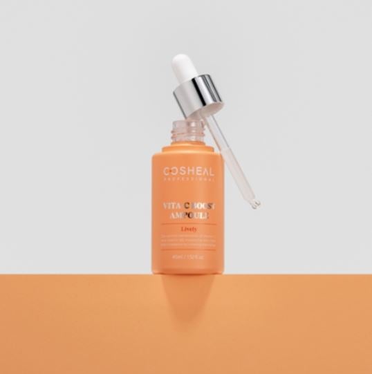 Cosheal Vita-C Boost Ampoule  Kirkastava, vaalentava ja ihon ep&auml;tasaista s&auml;vy&auml; tasoittava seerumi.  45 ml